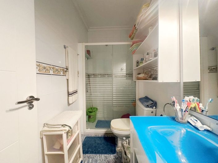 Image No.10-1 Bed Villa for sale