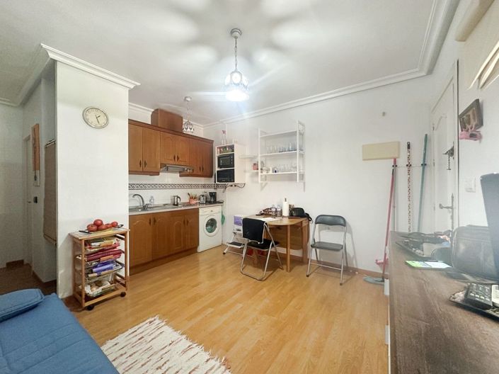 Image No.2-1 Bed Villa for sale