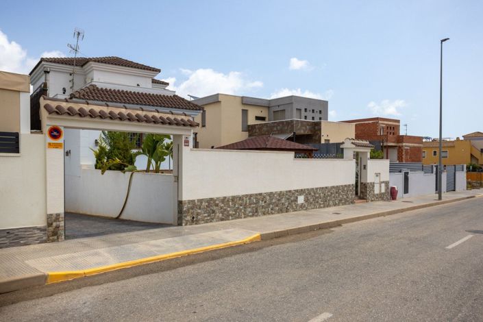 Image No.50-4 Bed Villa for sale