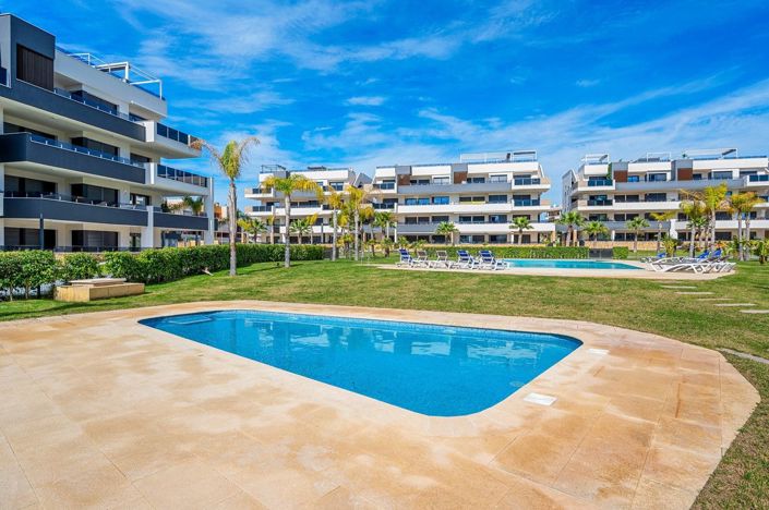 Image No.34-2 Bed Apartment for sale