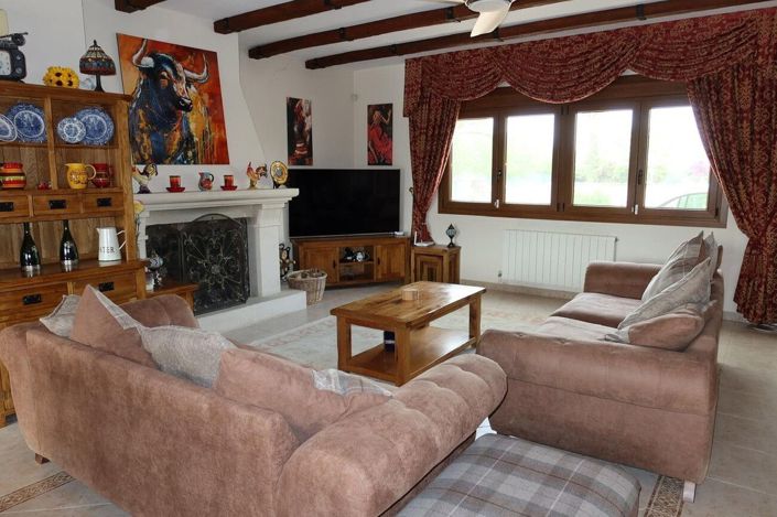 Image No.16-4 Bed Country House for sale