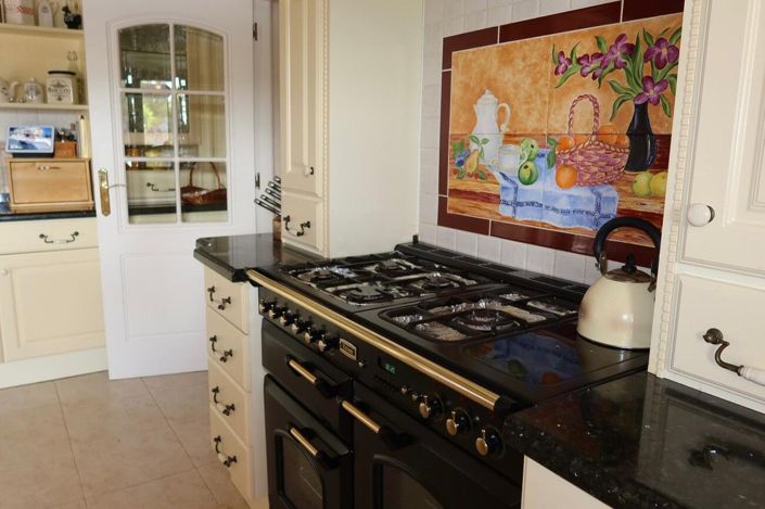 Image No.21-4 Bed Country House for sale