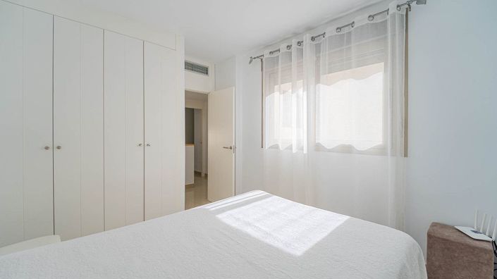 Image No.36-3 Bed House for sale