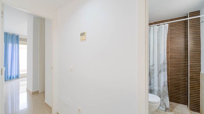 Image No.41-3 Bed House for sale