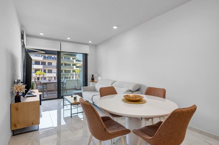 Image No.11-2 Bed Apartment for sale