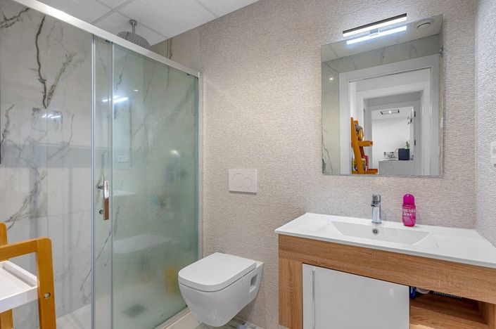 Image No.19-2 Bed Apartment for sale