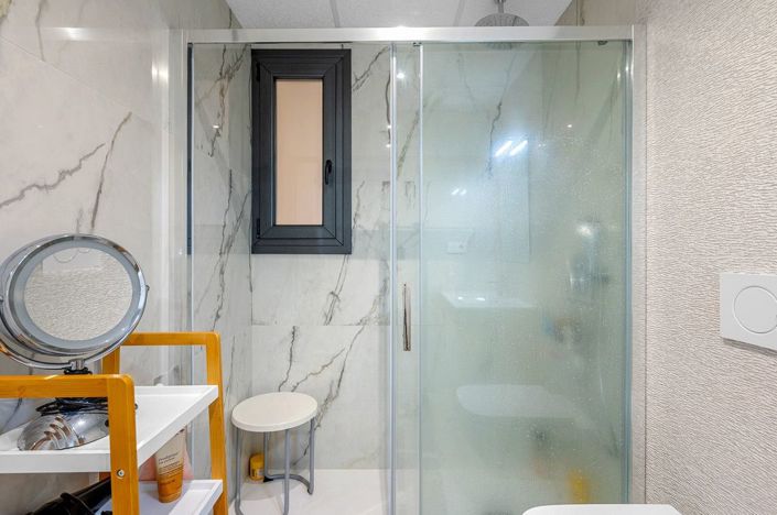 Image No.20-2 Bed Apartment for sale