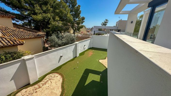 Image No.33-4 Bed Villa for sale