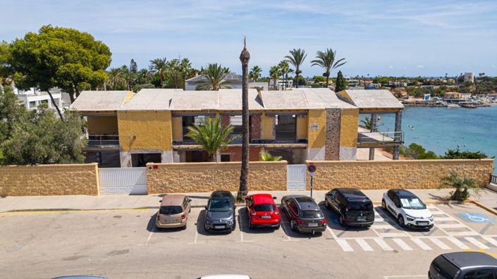 Image No.36-5 Bed Villa for sale