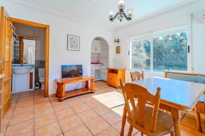 Image No.31-5 Bed Villa for sale