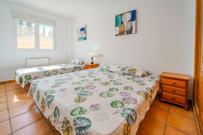 Image No.37-5 Bed Villa for sale