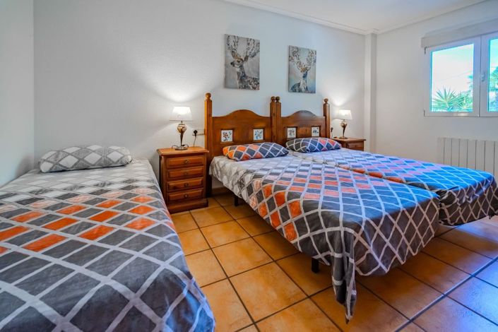 Image No.43-5 Bed Villa for sale
