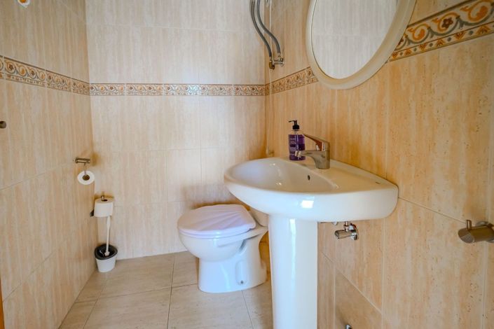 Image No.49-5 Bed Villa for sale