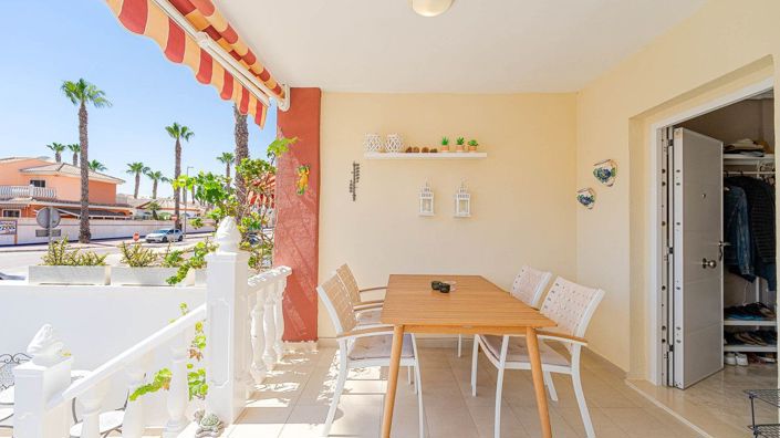 Image No.12-3 Bed House for sale