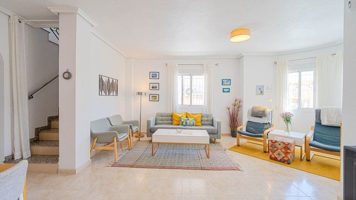 Image No.4-3 Bed House for sale