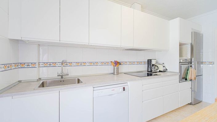 Image No.41-3 Bed House for sale