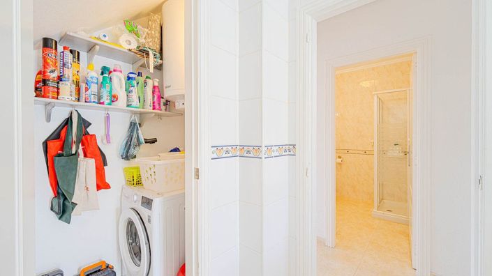 Image No.44-3 Bed House for sale