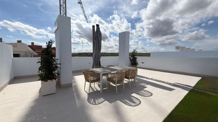 Image No.10-2 Bed Apartment for sale