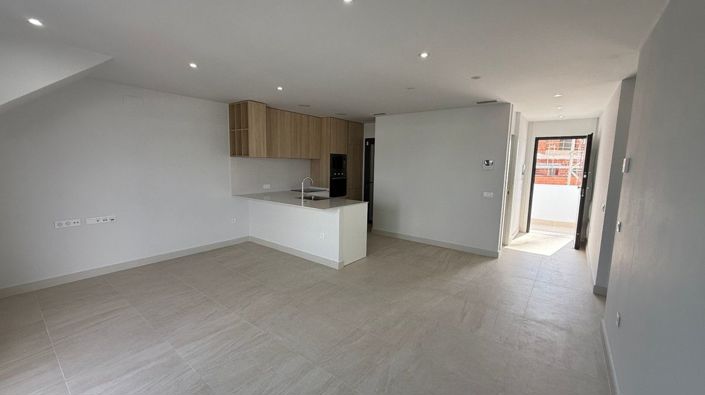 Image No.3-2 Bed Apartment for sale