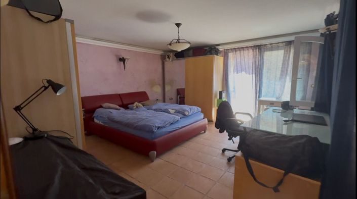 Image No.27-6 Bed Villa for sale