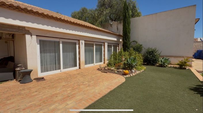 Image No.44-6 Bed Villa for sale
