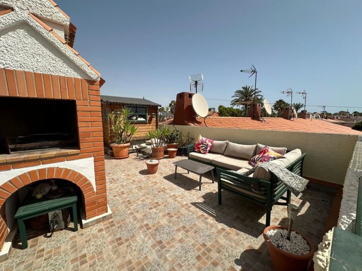 Image No.41-3 Bed House for sale