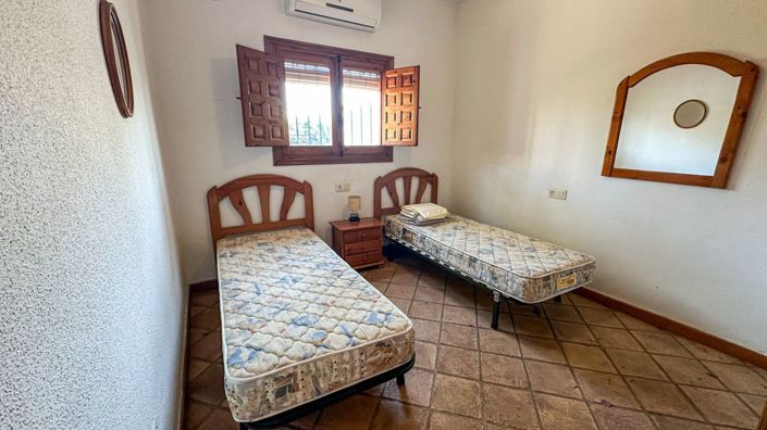 Image No.17-4 Bed Villa for sale