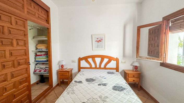 Image No.20-4 Bed Villa for sale