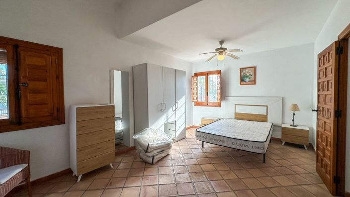 Image No.25-4 Bed Villa for sale