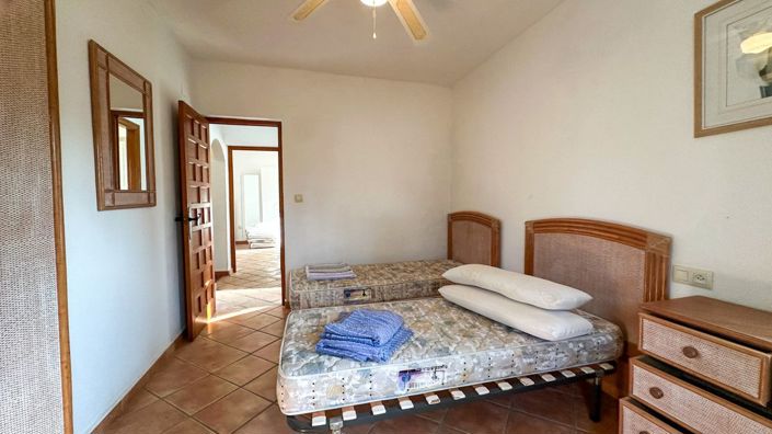 Image No.29-4 Bed Villa for sale