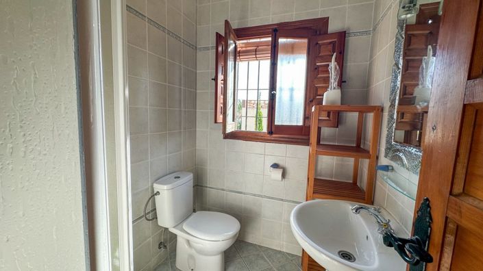 Image No.33-4 Bed Villa for sale