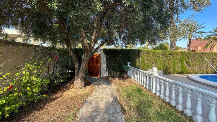 Image No.37-4 Bed Villa for sale