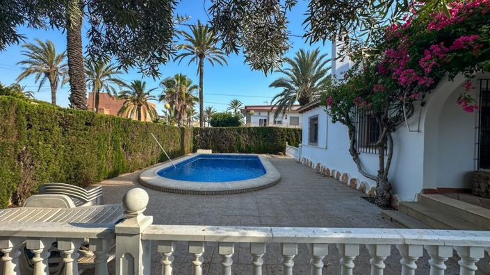 Image No.43-4 Bed Villa for sale