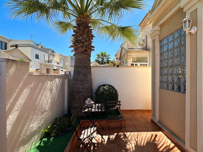 Image No.36-3 Bed Villa for sale