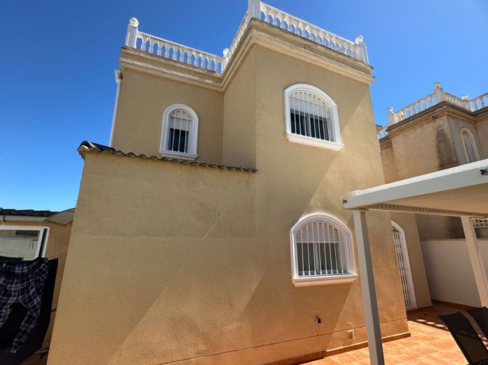 Image No.39-3 Bed Villa for sale