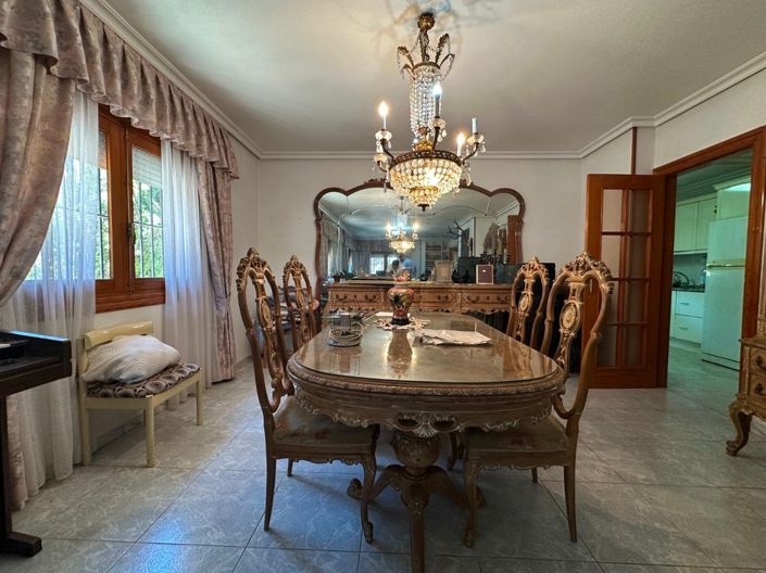 Image No.18-8 Bed Villa for sale