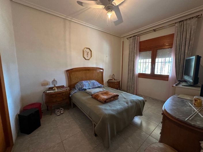 Image No.28-8 Bed Villa for sale