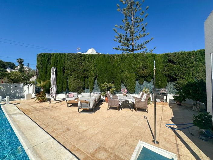 Image No.16-2 Bed House for sale