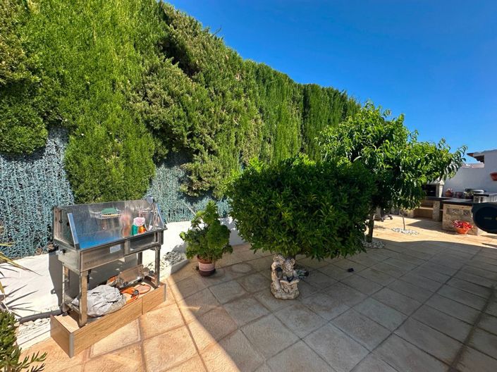 Image No.27-2 Bed House for sale