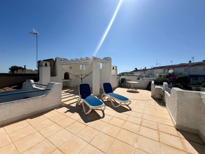 Image No.32-2 Bed House for sale