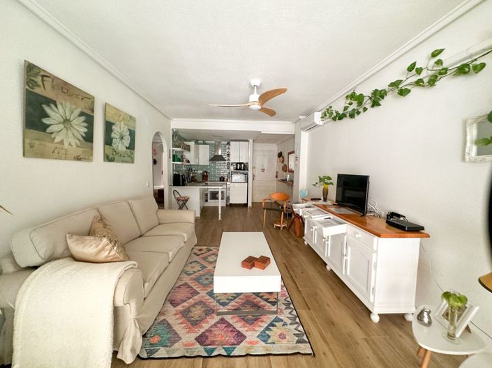 Image No.10-2 Bed Apartment for sale