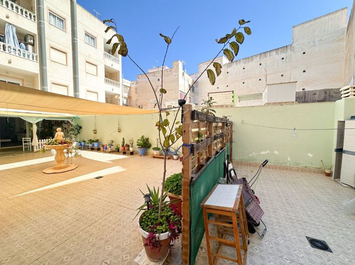 Image No.33-2 Bed Apartment for sale