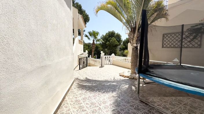 Image No.37-4 Bed Villa for sale