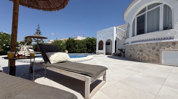 Image No.35-3 Bed Villa for sale