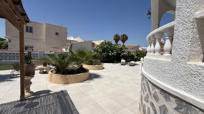 Image No.41-3 Bed Villa for sale
