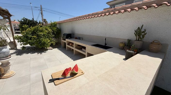 Image No.43-3 Bed Villa for sale