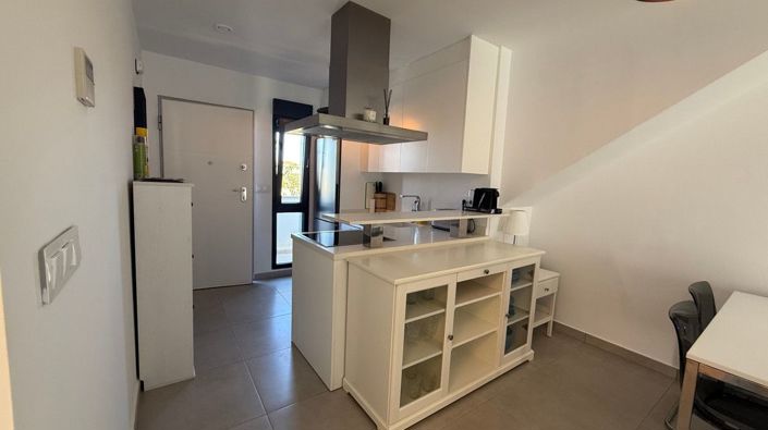 Image No.17-2 Bed Apartment for sale
