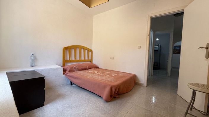 Image No.42-6 Bed Villa for sale