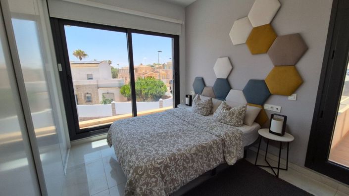 Image No.31-4 Bed Villa for sale
