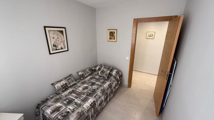 Image No.17-3 Bed Apartment for sale